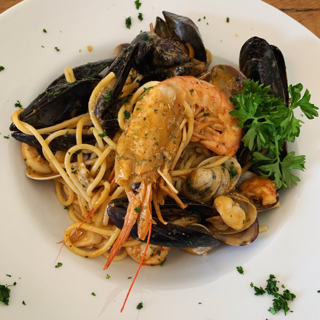 SPAGHETTI DI GRAGNANO ALLO SCOGLIO